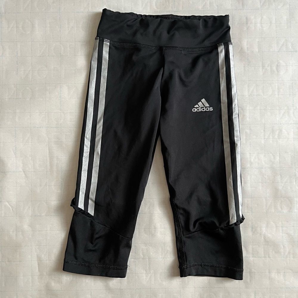 Adidas kids capri size 6